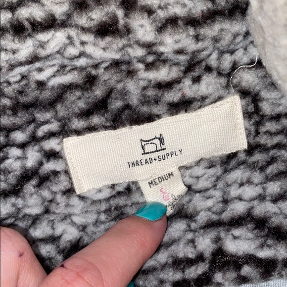 Thread and Supply sherpa quarter zip - Picture 3 of 4